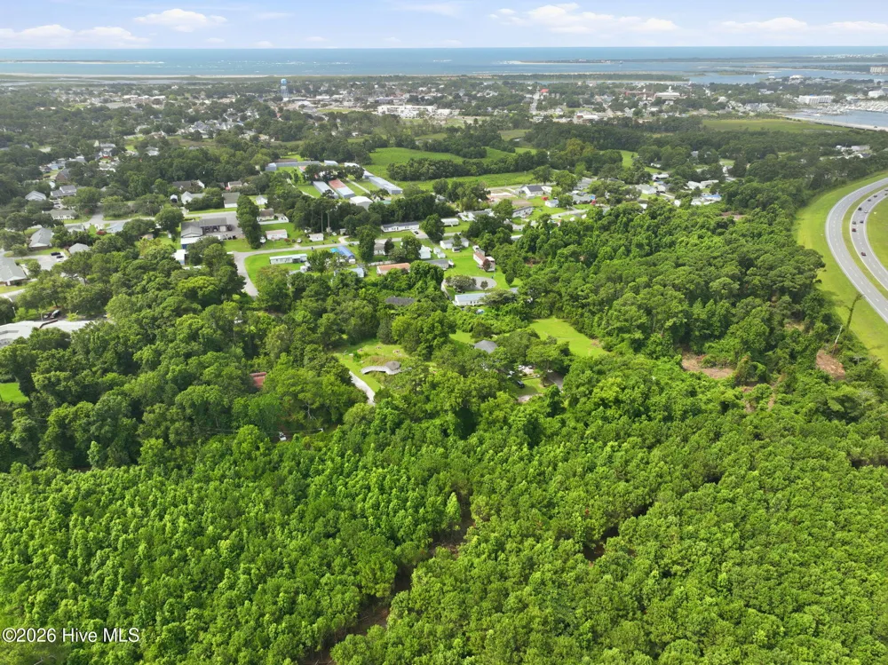 202 Mason Lane Beaufort, NC 28516