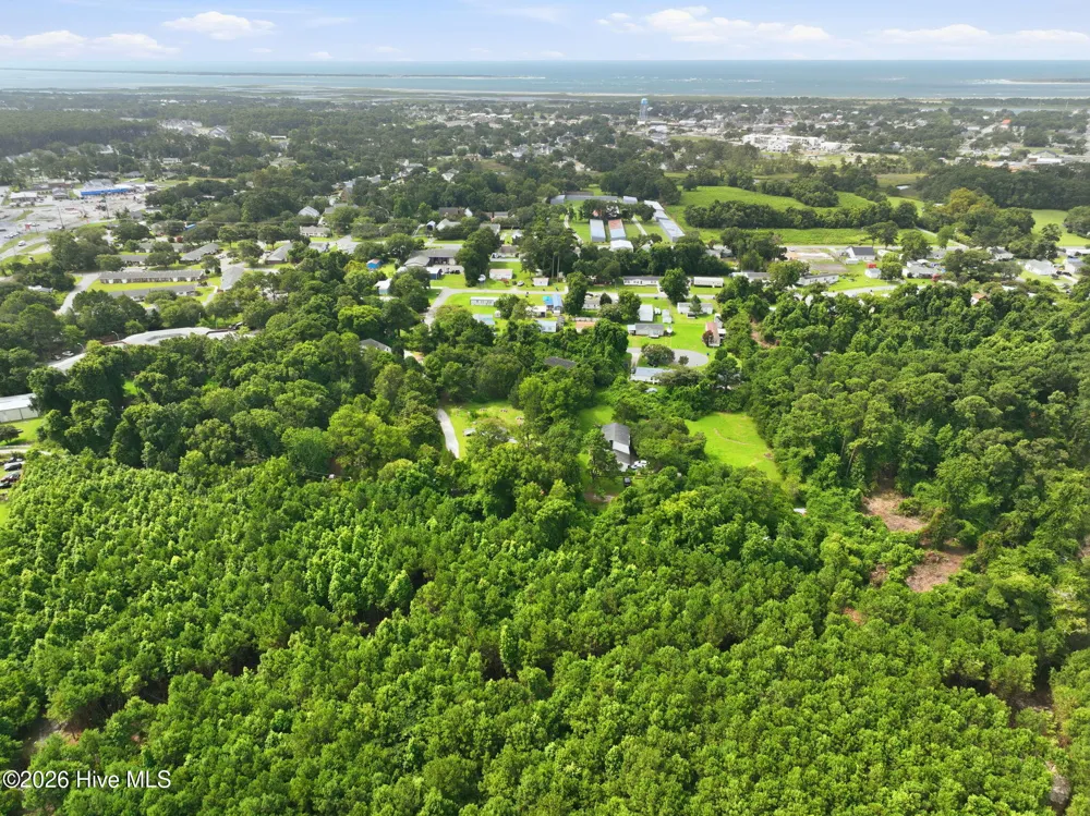 202 Mason Lane Beaufort, NC 28516