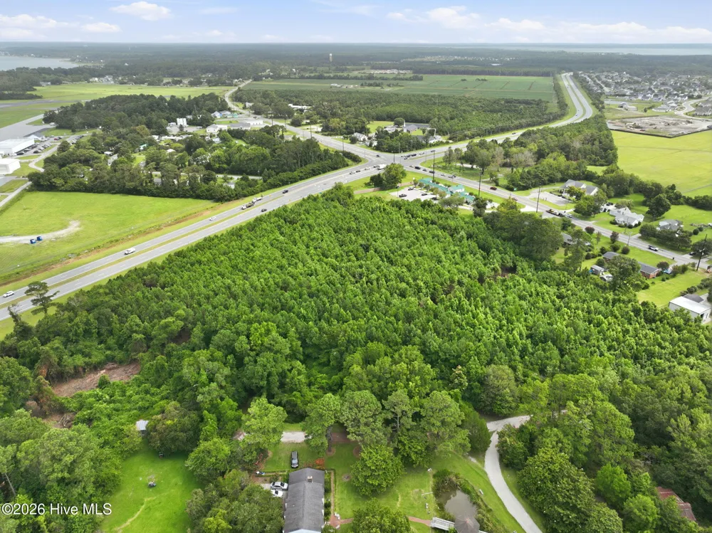 202 Mason Lane Beaufort, NC 28516