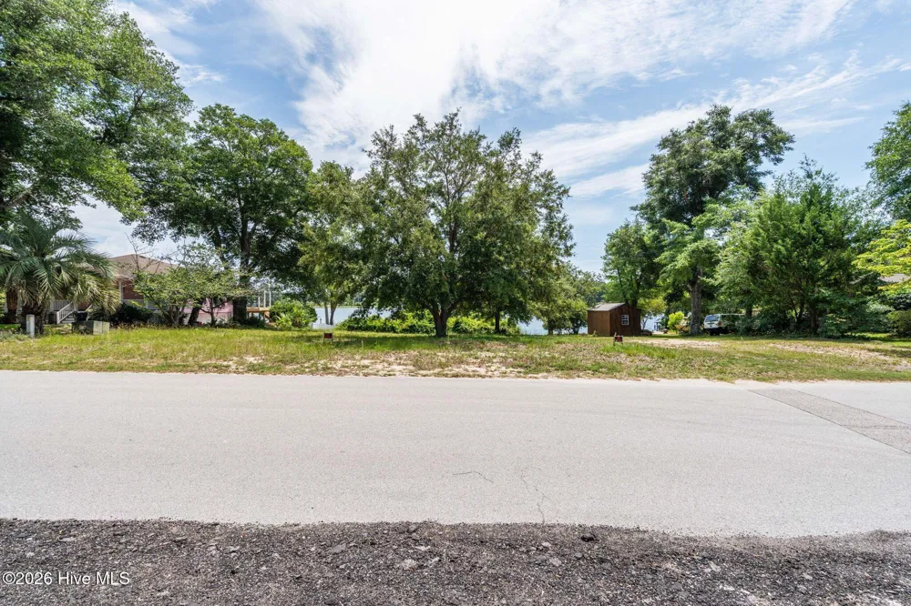 621 Lakeshore Drive Sunset Beach, NC 28468