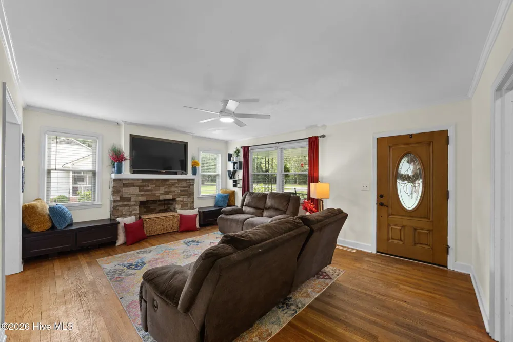 420 E Wise Street Trenton, SC 29847