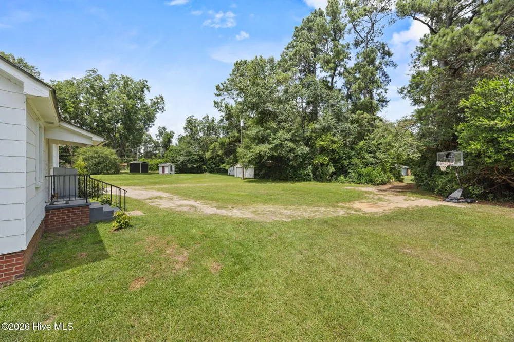 420 E Wise Street Trenton, SC 29847