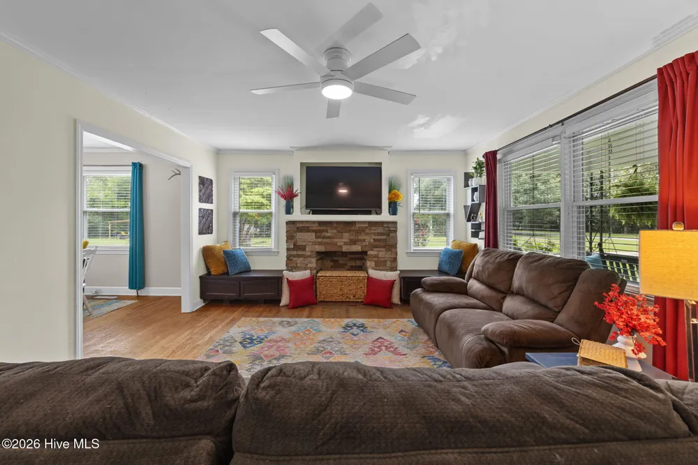 420 E Wise Street Trenton, SC 29847