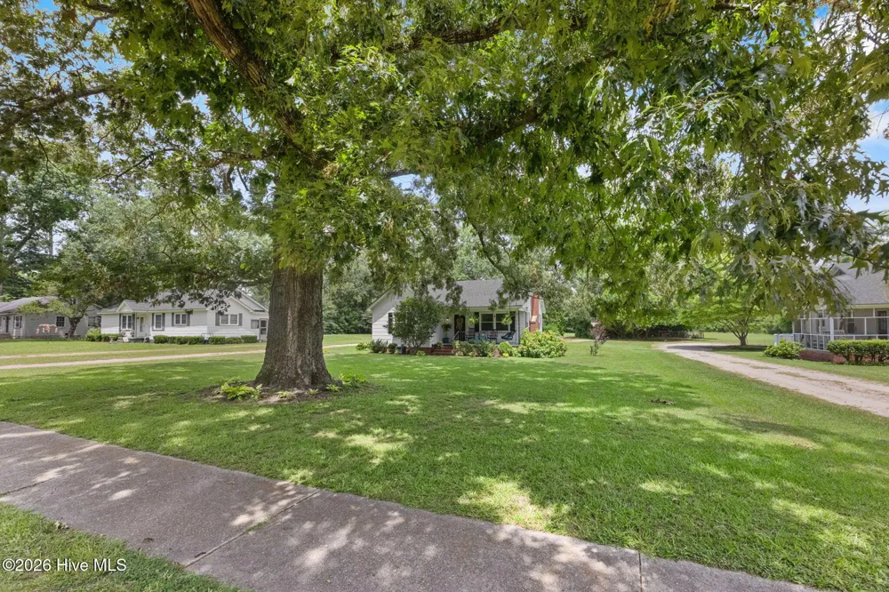 420 E Wise Street Trenton, SC 29847
