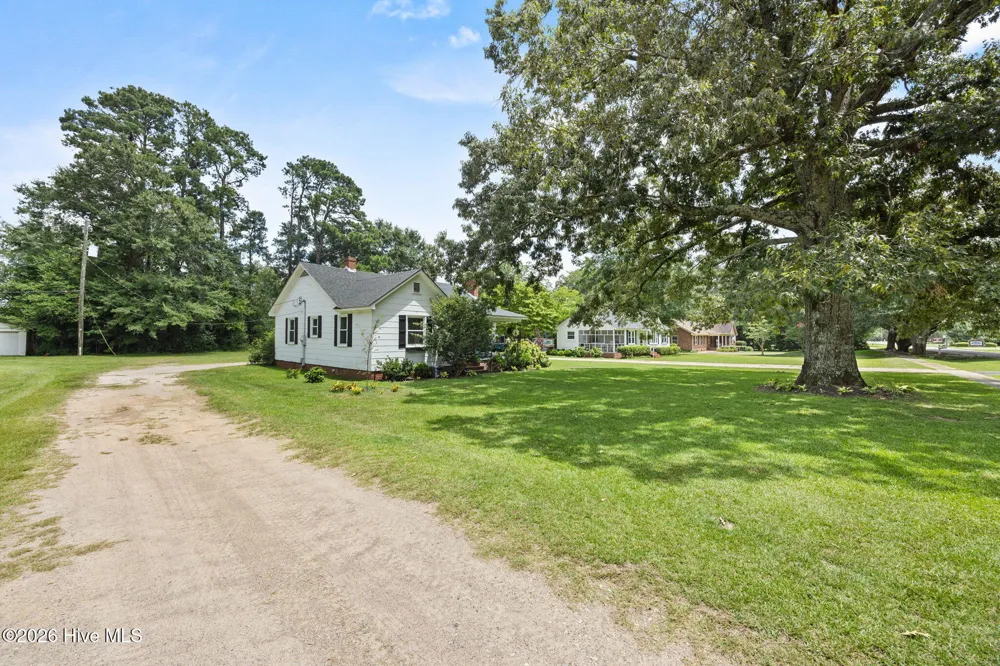 420 E Wise Street Trenton, SC 29847