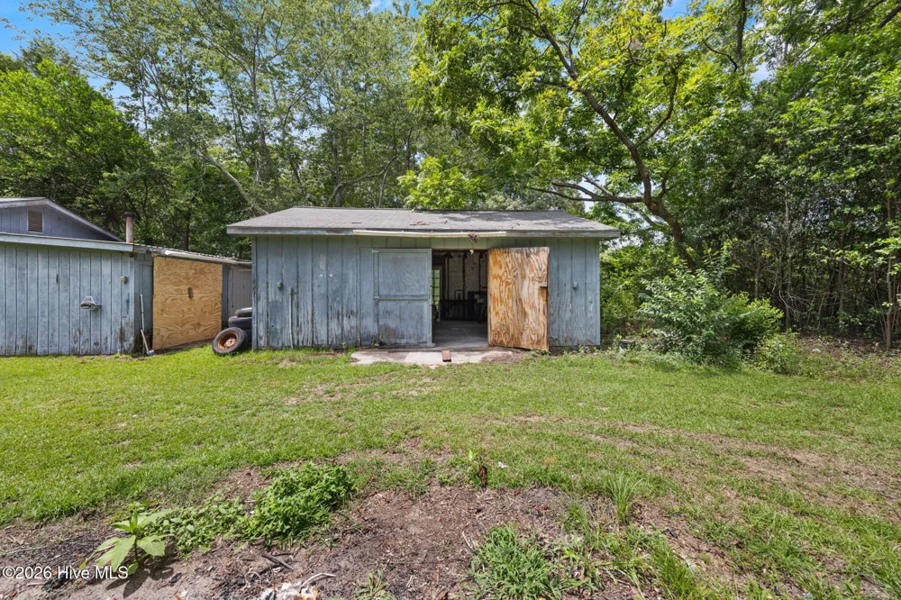 420 E Wise Street Trenton, SC 29847