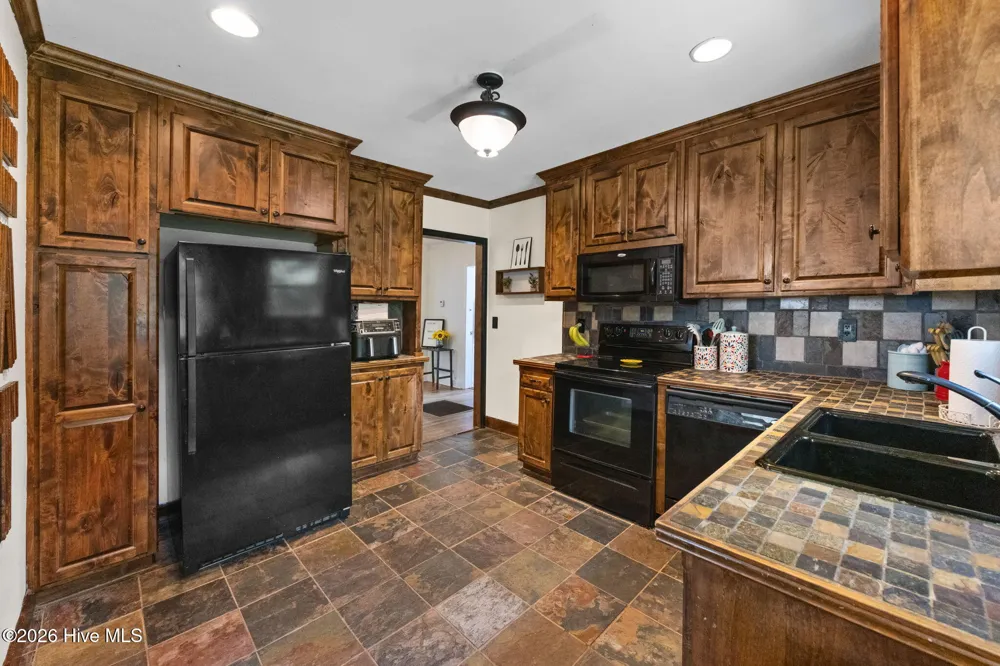 420 E Wise Street Trenton, SC 29847