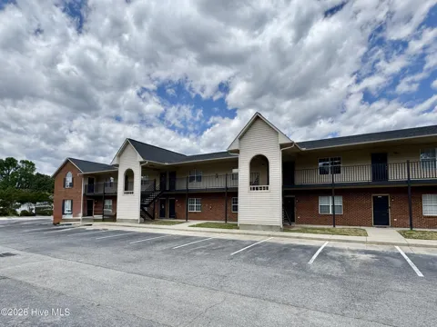 1399 Westpointe Drive #10