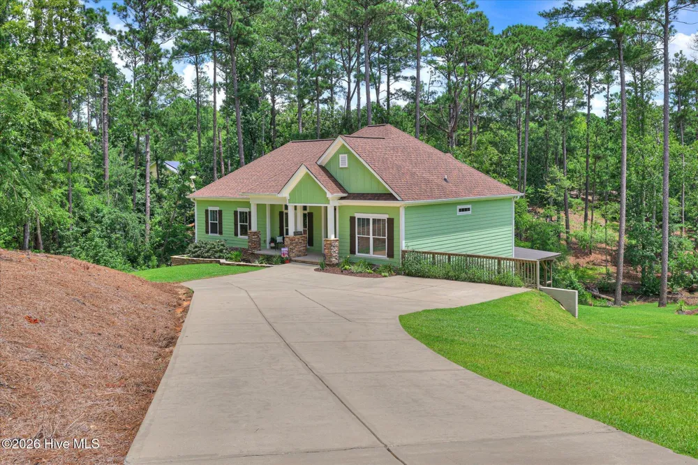 137 Memorial Drive Mccormick, SC 29835