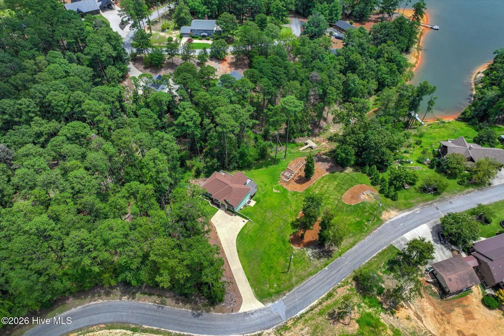 137 Memorial Drive Mccormick, SC 29835