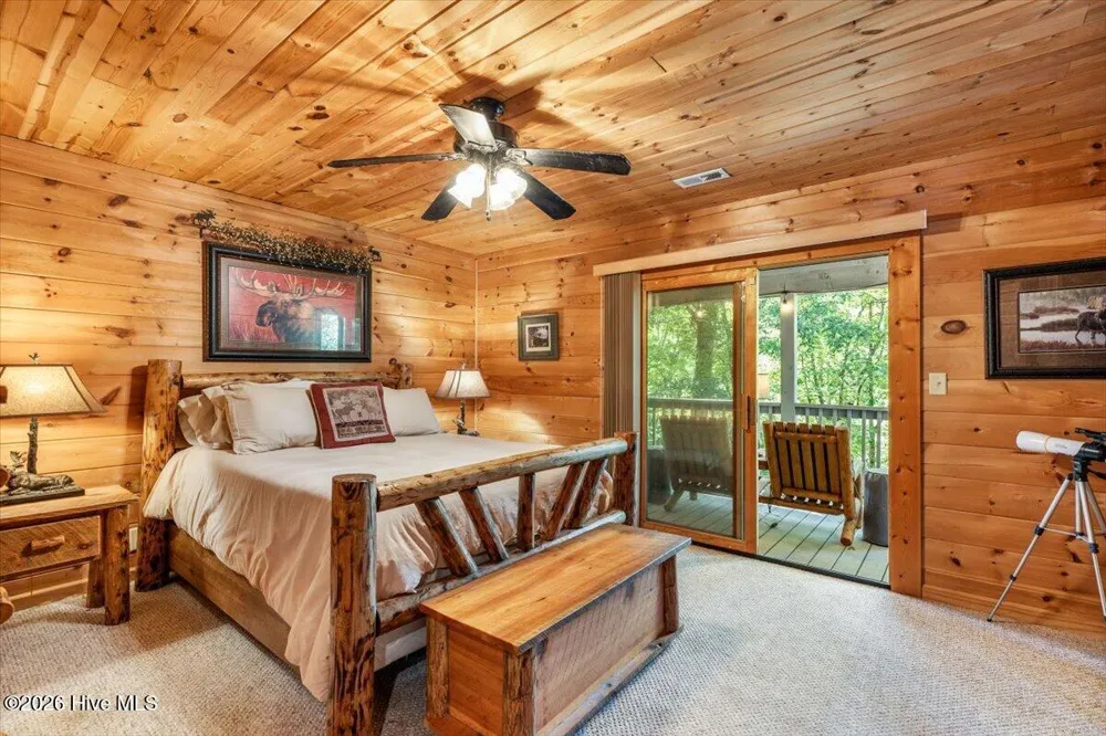 808 Granite Drive Hayesville, NC 28904
