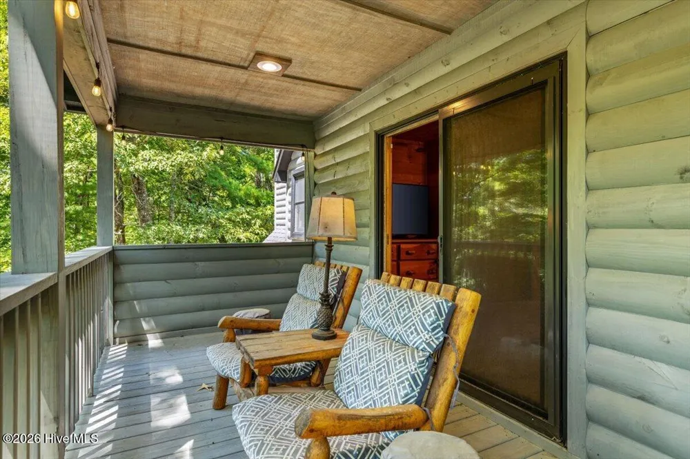 808 Granite Drive Hayesville, NC 28904