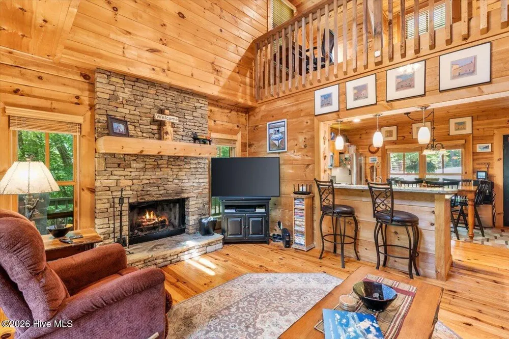808 Granite Drive Hayesville, NC 28904