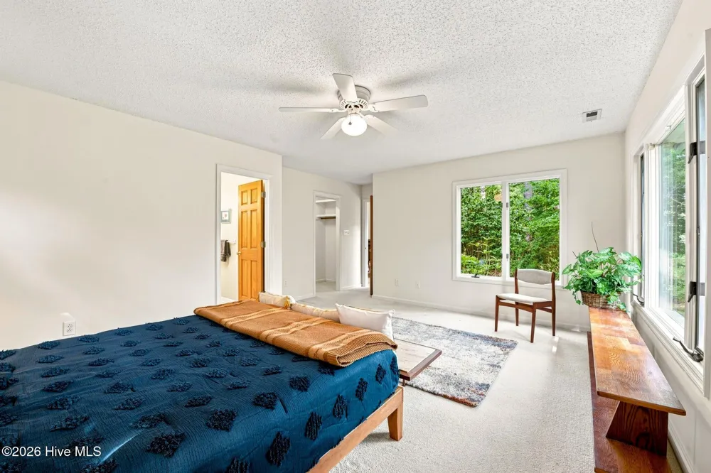 710 Orient Lane Oriental, NC 28571