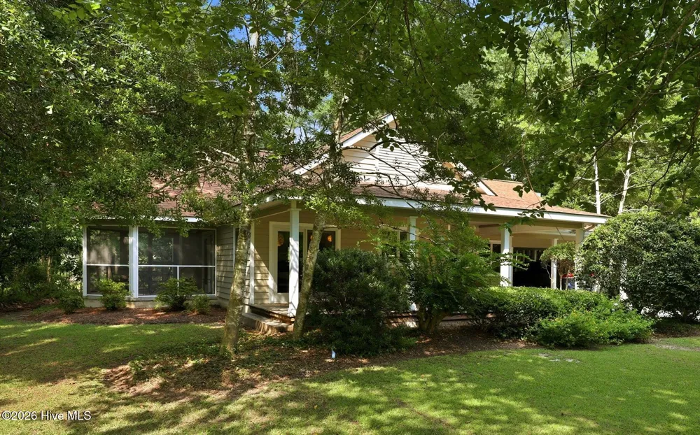 710 Orient Lane Oriental, NC 28571