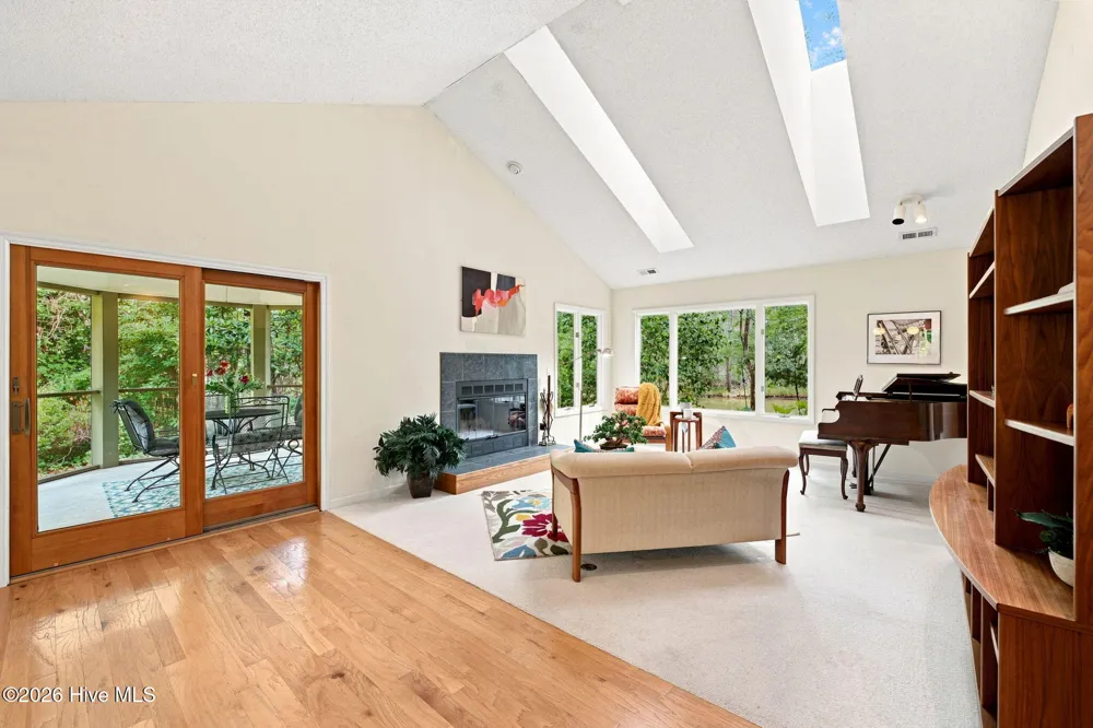 710 Orient Lane Oriental, NC 28571