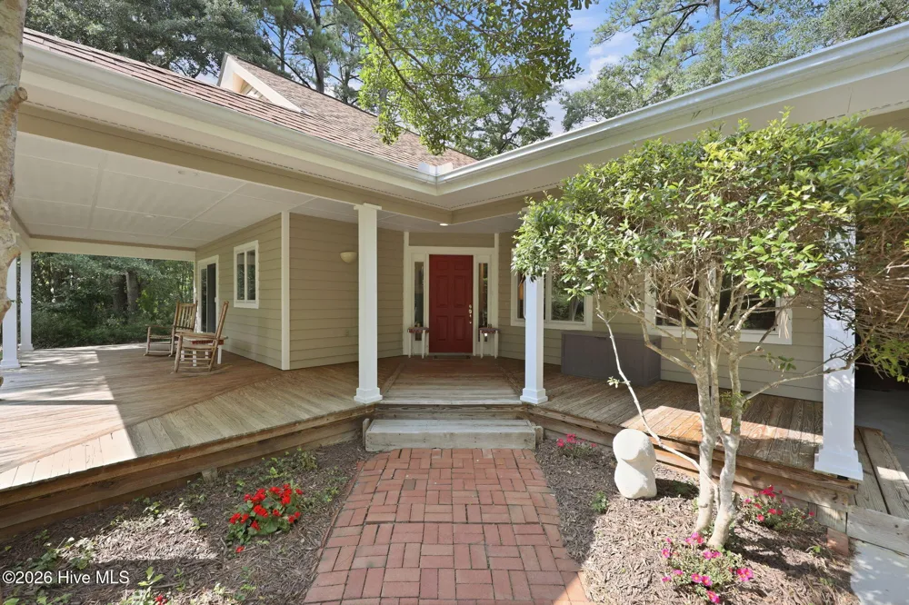 710 Orient Lane Oriental, NC 28571