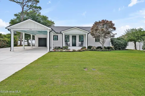 116 River Drive