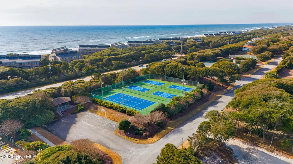 581 Forest Dunes Drive Pine Knoll Shores, NC 28512