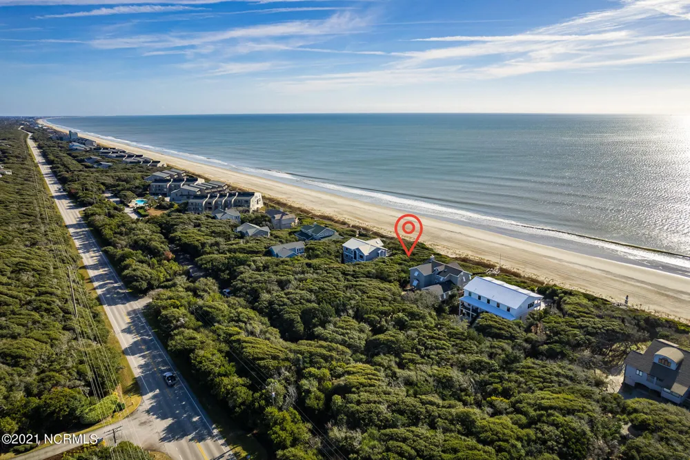 581 Forest Dunes Drive Pine Knoll Shores, NC 28512