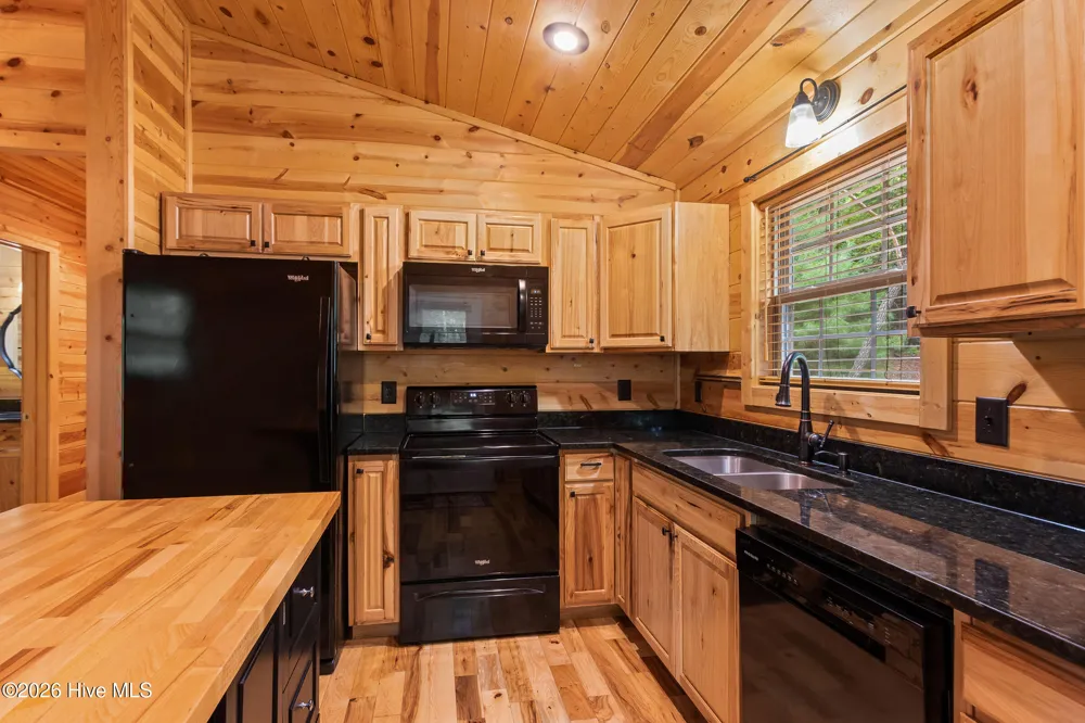225 Dawsons Lane Murphy, NC 28906