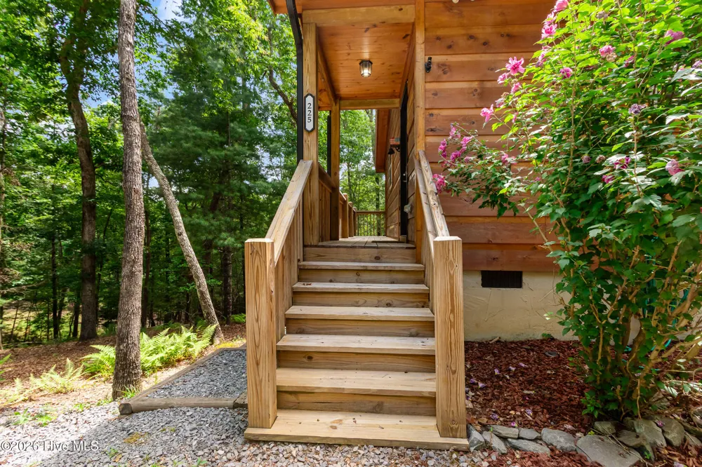 225 Dawsons Lane Murphy, NC 28906