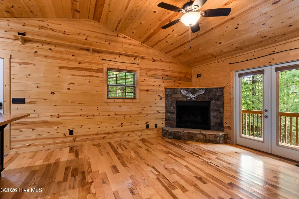 225 Dawsons Lane Murphy, NC 28906