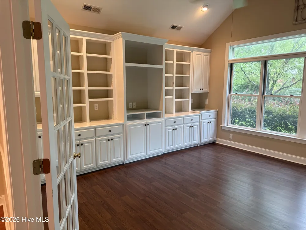 309 Village Green Drive Trent Woods, NC 28562