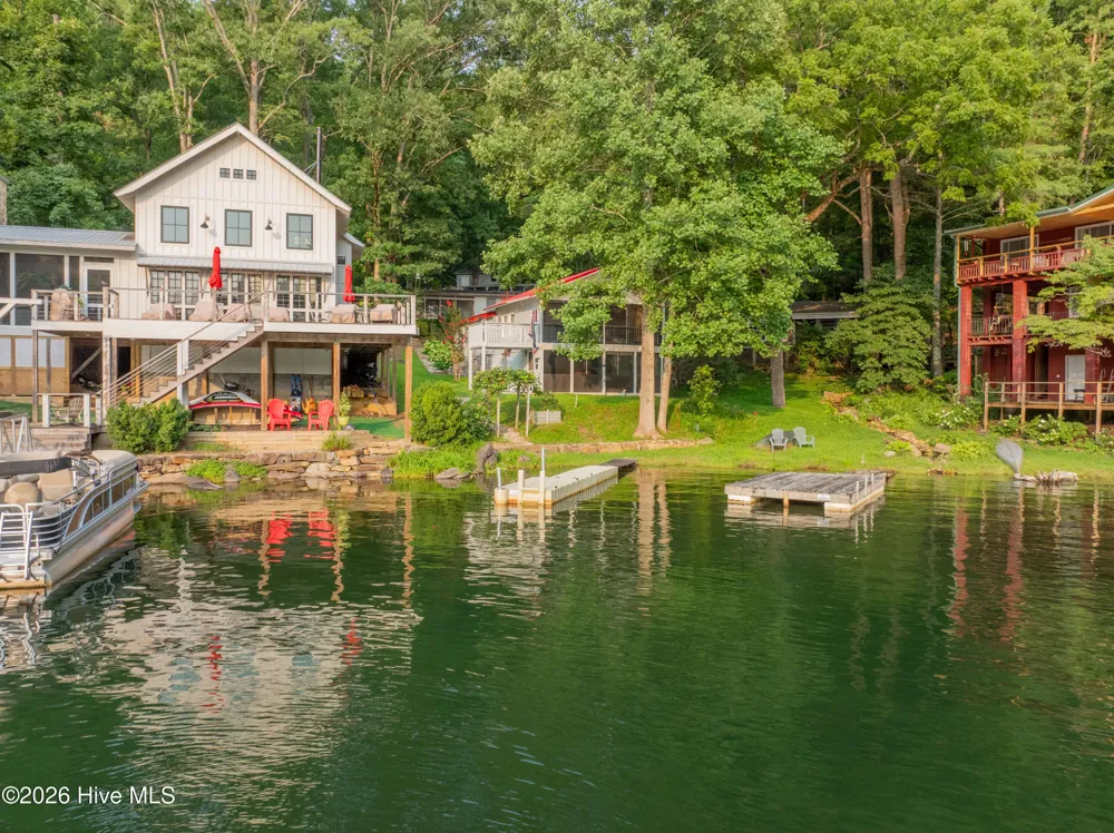 21 Nantahala Terrace Lake Santeetlah, NC 28771