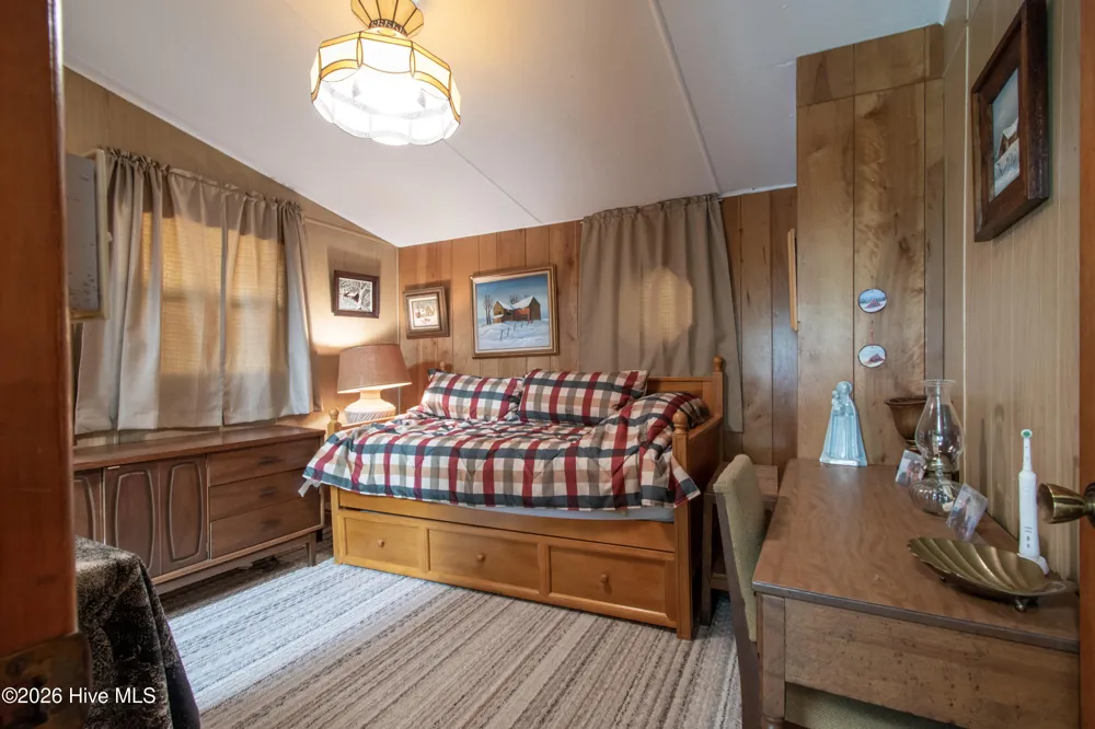 21 Nantahala Terrace Lake Santeetlah, NC 28771