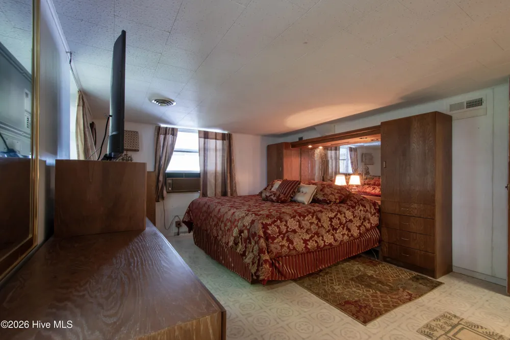 21 Nantahala Terrace Lake Santeetlah, NC 28771
