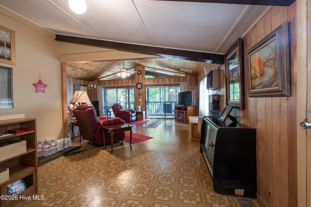 21 Nantahala Terrace Lake Santeetlah, NC 28771