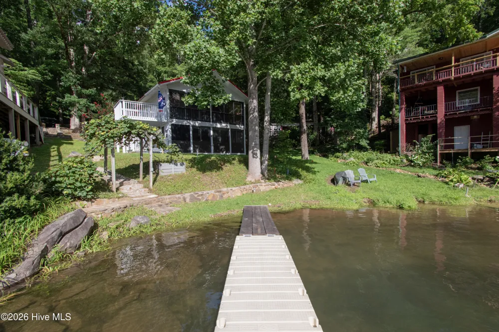 21 Nantahala Terrace Lake Santeetlah, NC 28771