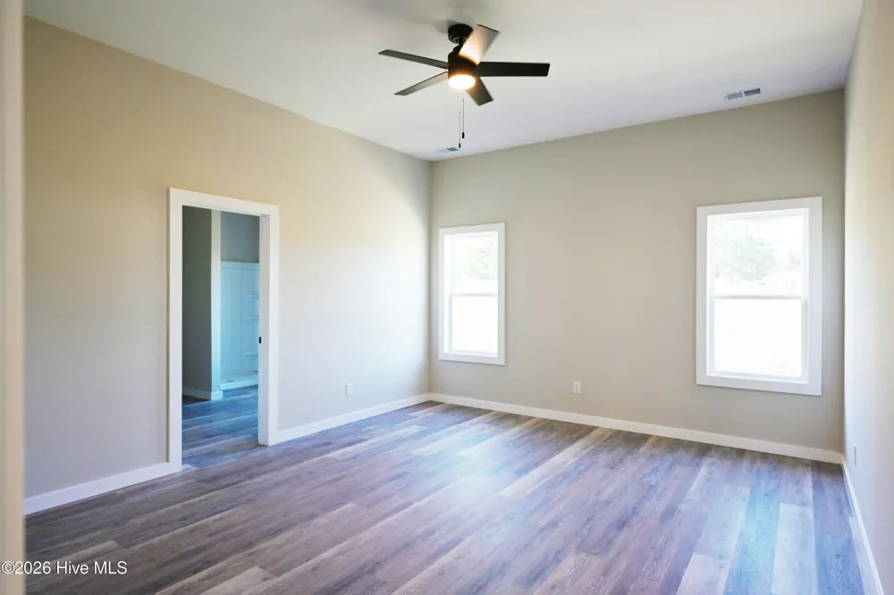 1053 Xian Way Northwest, NC 28451
