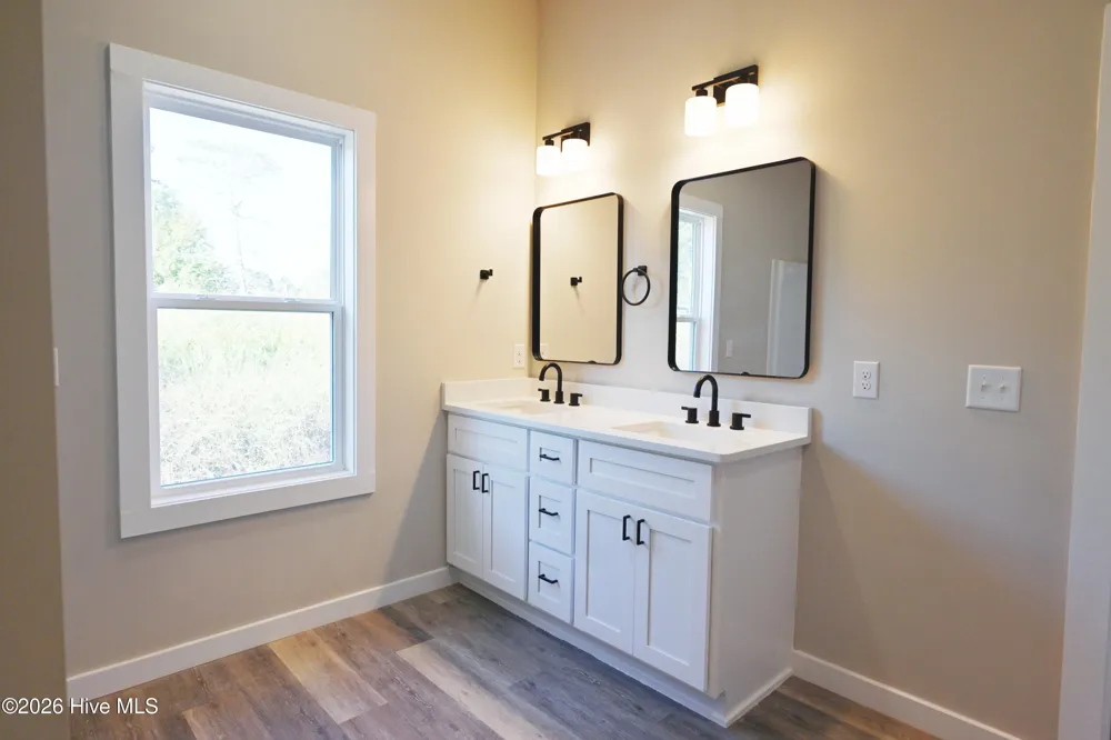 1053 Xian Way Northwest, NC 28451