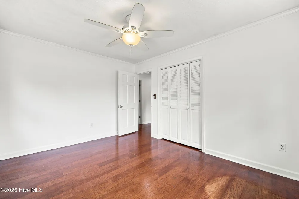 206 Ellison Drive Washington, NC 27889