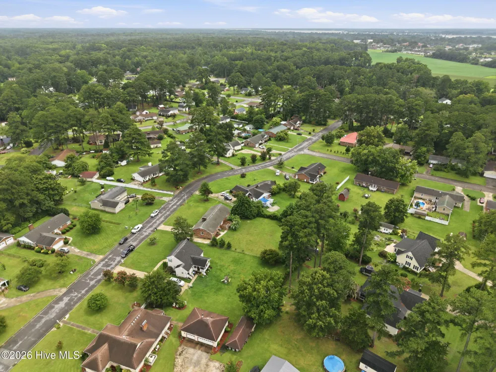 206 Ellison Drive Washington, NC 27889