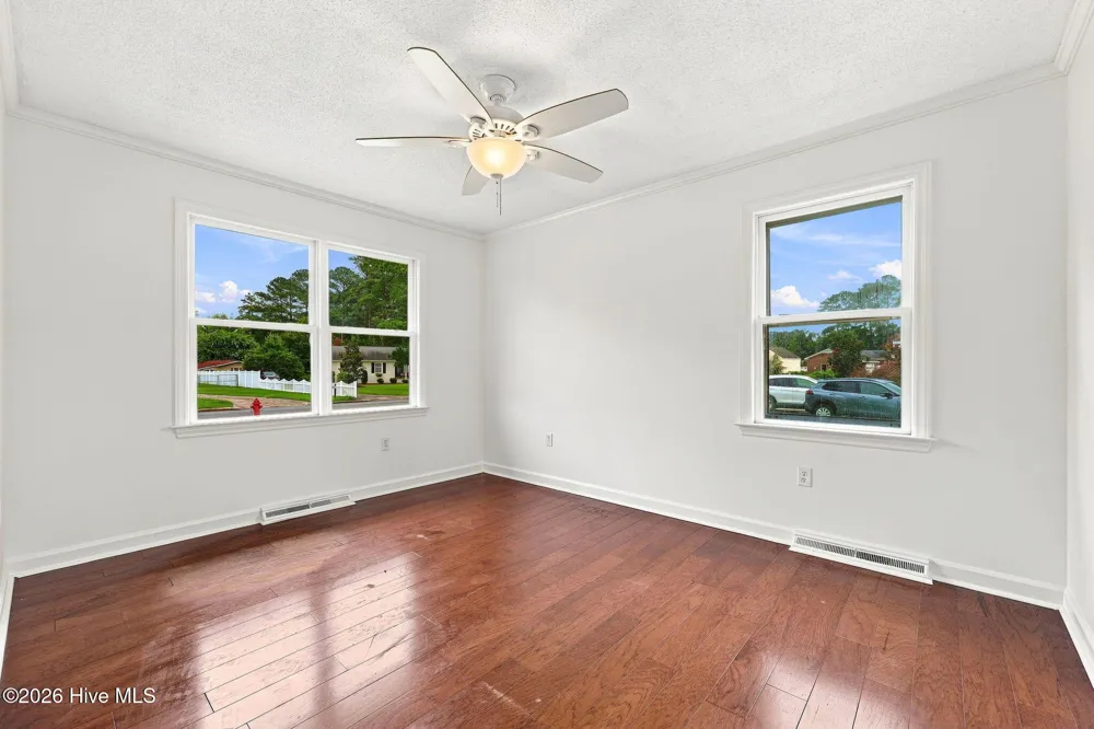 206 Ellison Drive Washington, NC 27889