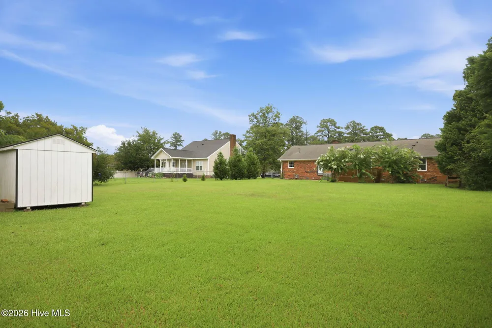 206 Ellison Drive Washington, NC 27889