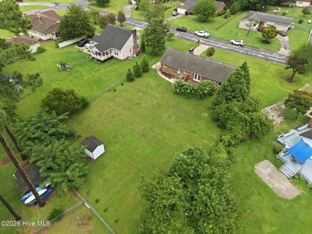 206 Ellison Drive Washington, NC 27889