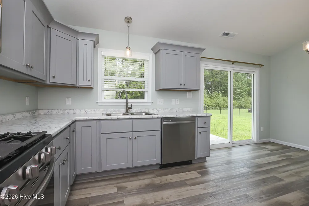 122 Buckskin Drive Pollocksville, NC 28573