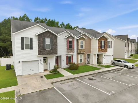 404 Glenhaven Lane