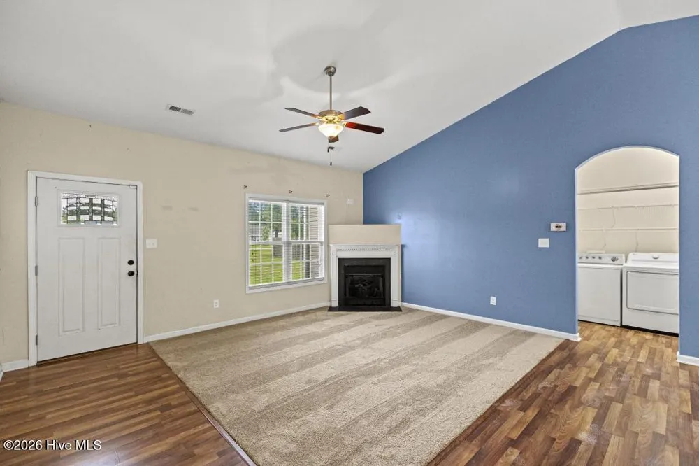 106 Lilac Lane Richlands, NC 28574