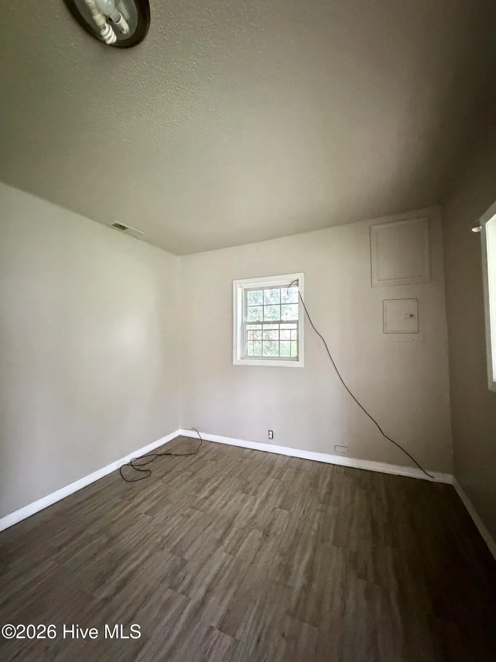 207 E Peterson Street Edenton, NC 27932