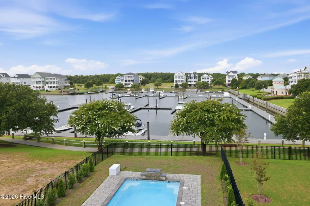 206 Back Street Newport, NC 28570