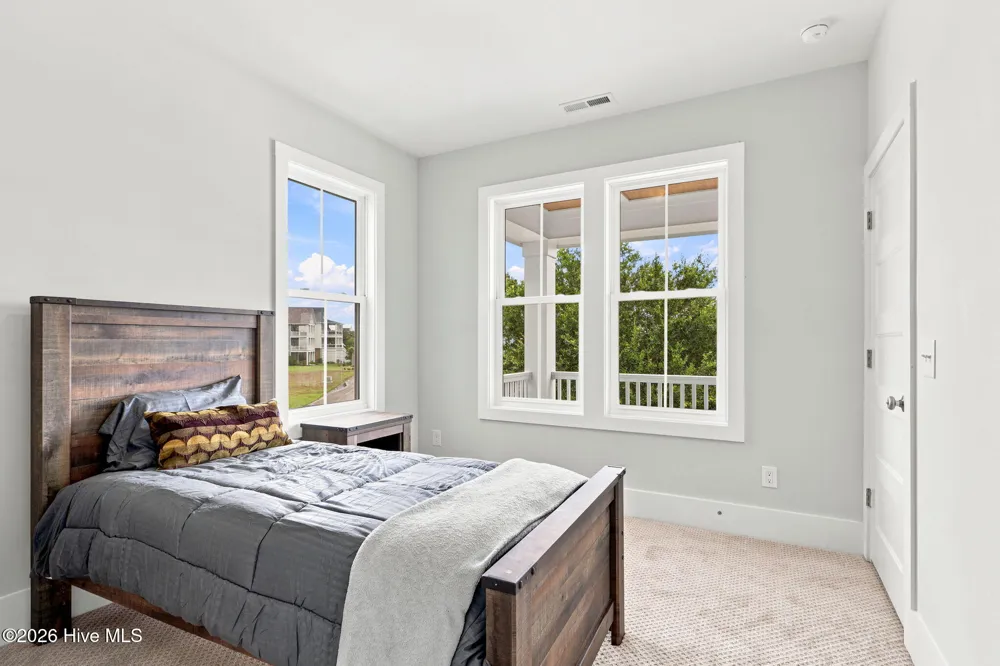 206 Back Street Newport, NC 28570