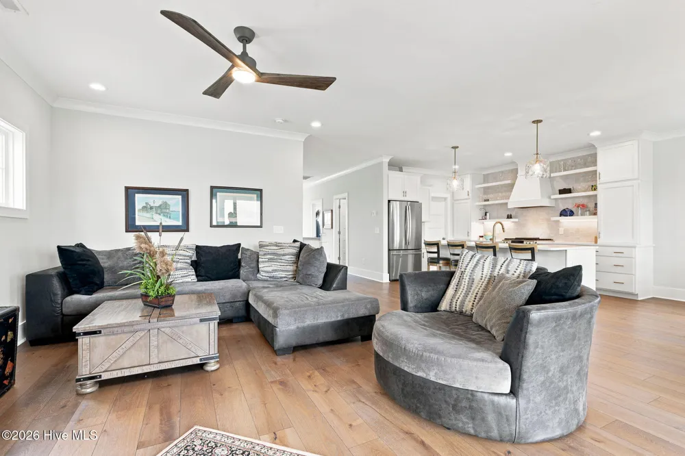 206 Back Street Newport, NC 28570