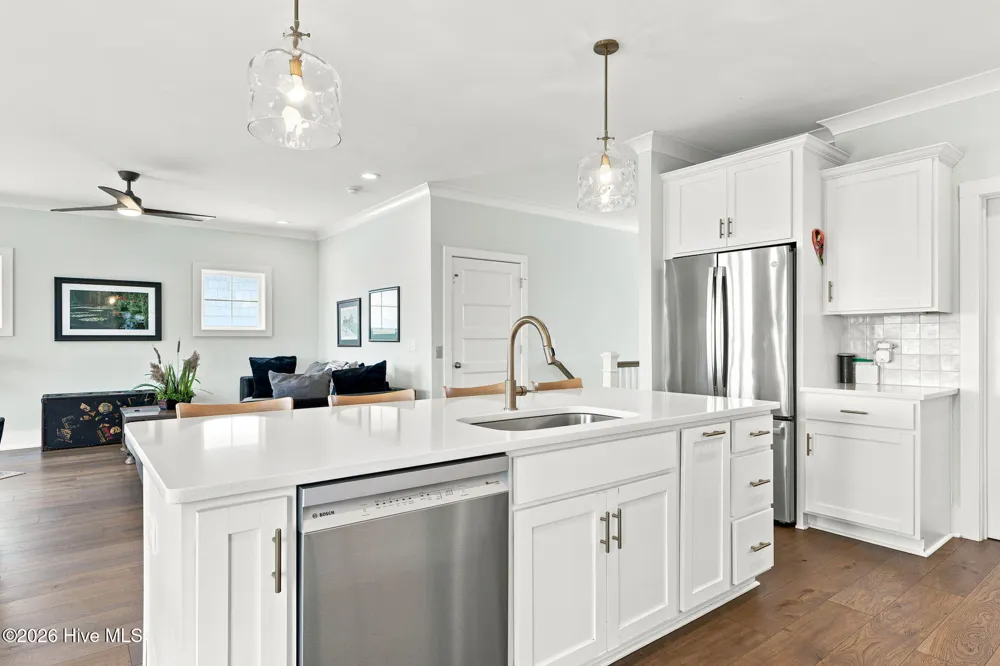 206 Back Street Newport, NC 28570