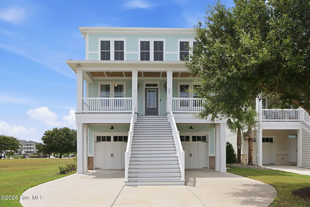 206 Back Street Newport, NC 28570