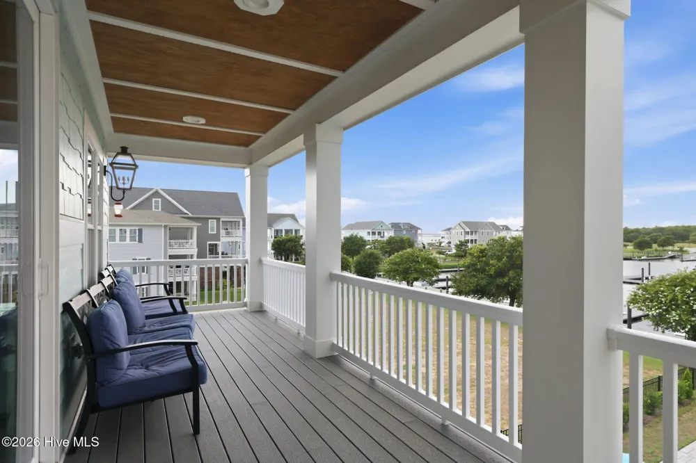 206 Back Street Newport, NC 28570